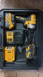 Perceuse-visseuse à choc sans fil DeWalt 20V MAX XR – Batterie 5.0 Ah longue durée